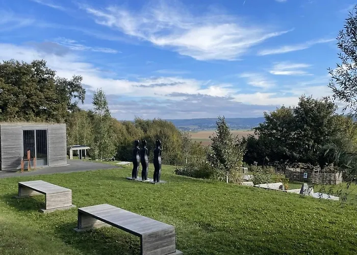 Am Keltenberg, La Stella, Bonifatiusroute * Glauburg