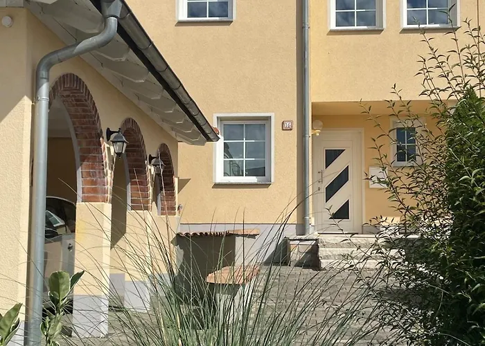 Am Keltenberg, La Stella, Bonifatiusroute * Glauburg